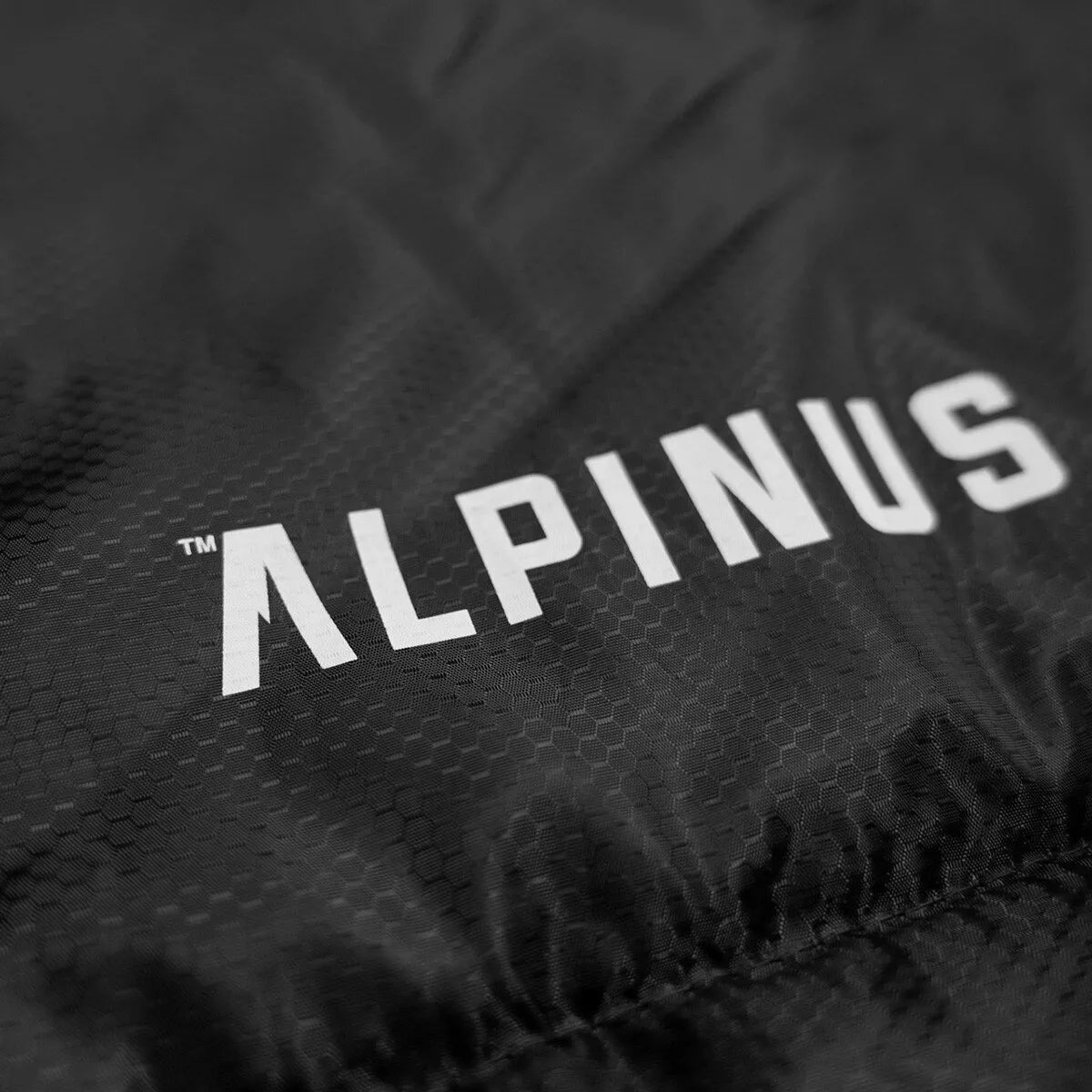 Miegmaišis Alpinus Warm 1350, juodas, dešininis