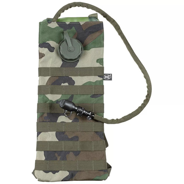 Camelbak tipo gertuvė su "MOLLE" sistema, 2.5L, Woodland